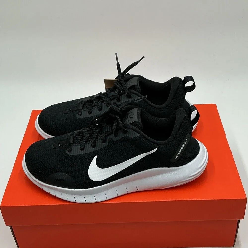 Nike Black White Lightweight Running Shoes